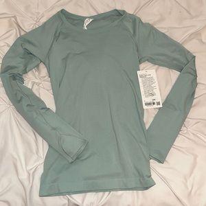 Lululemon Swiftly Tech Long Sleeve 2.0 with tags